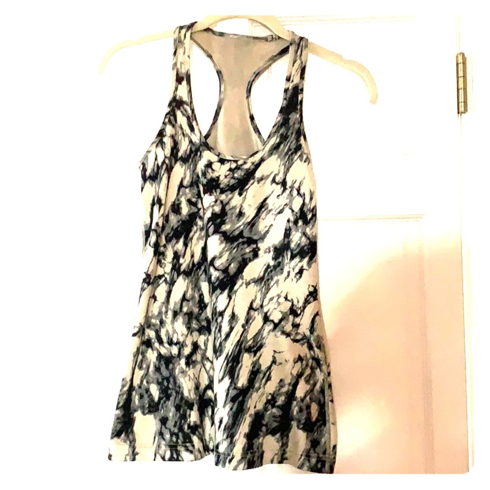 Lululemon Marble Print Tank Size 6